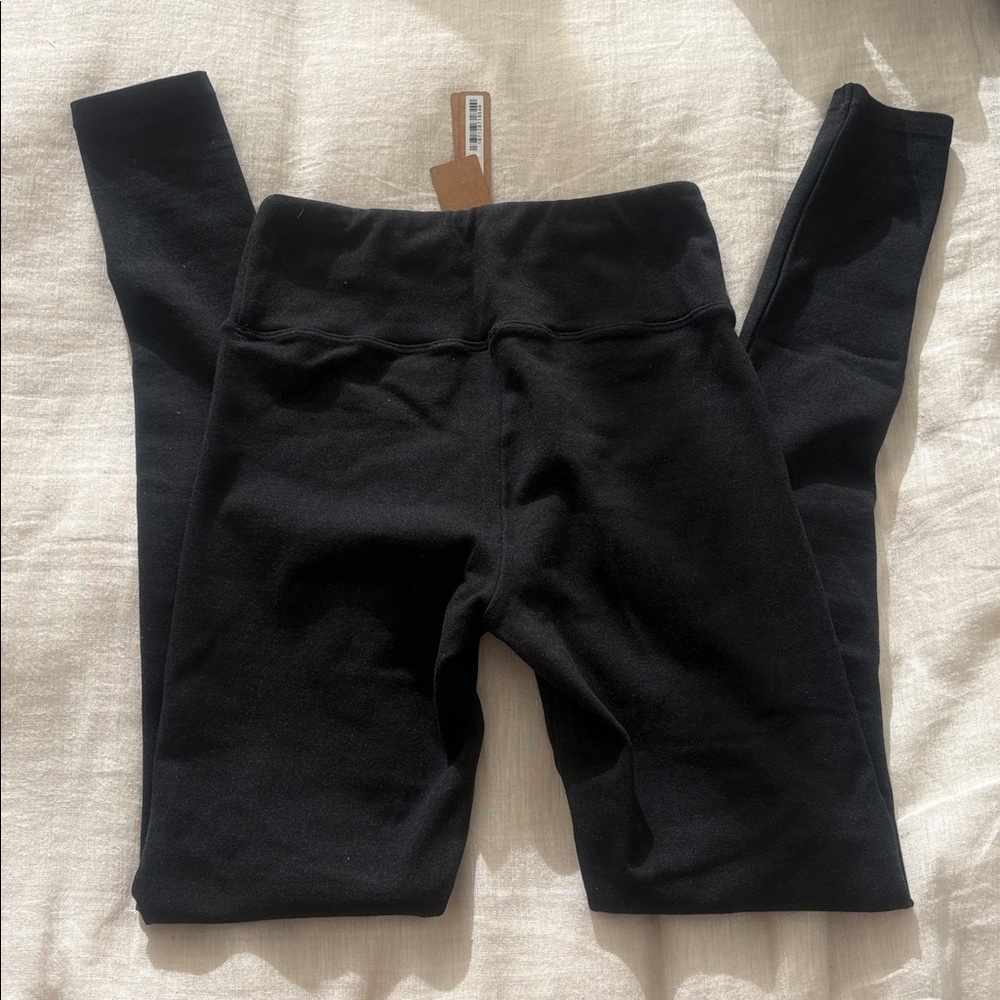 NWT SKIMS Black Leggings | Size XS | Classic Sculpting Fit - Picture 3 of 5